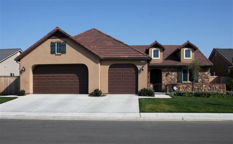 1025 Whiteash Ave, Clovis, CA 93619 photo 1
