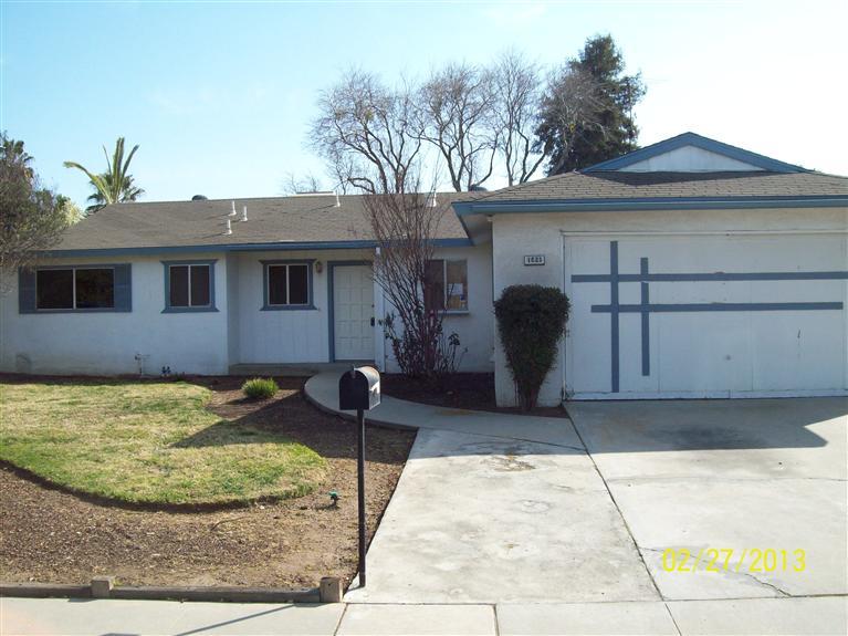 1625 Fowler Ave, Clovis, CA 93611 photo 1
