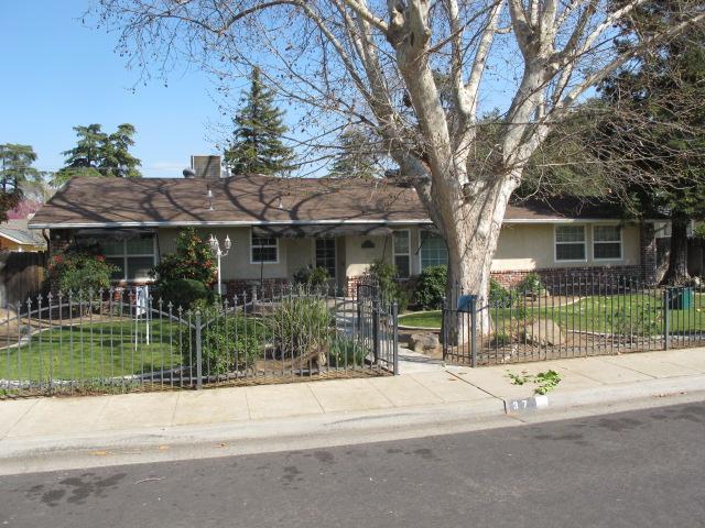 37 Woodworth Ave, Clovis, CA 93612 photo 1