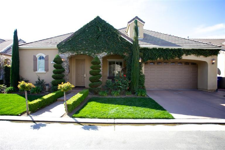 86 W Prescott Ave, Clovis, CA 93619 photo 1