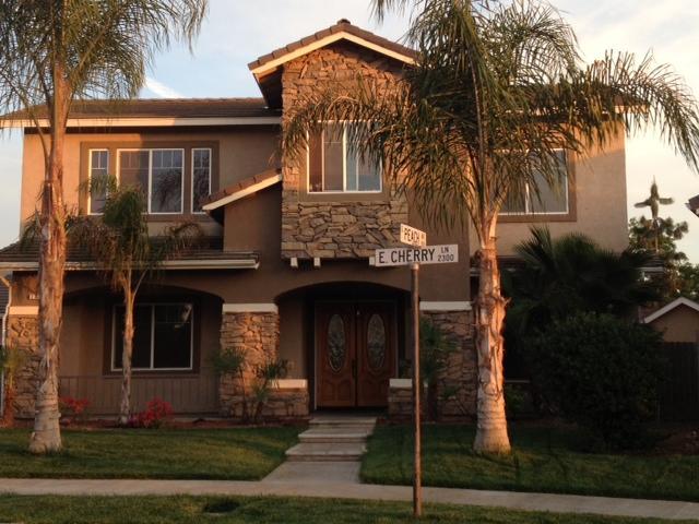 2379 E Cherry Ln, Reedley, CA 93654 photo 1