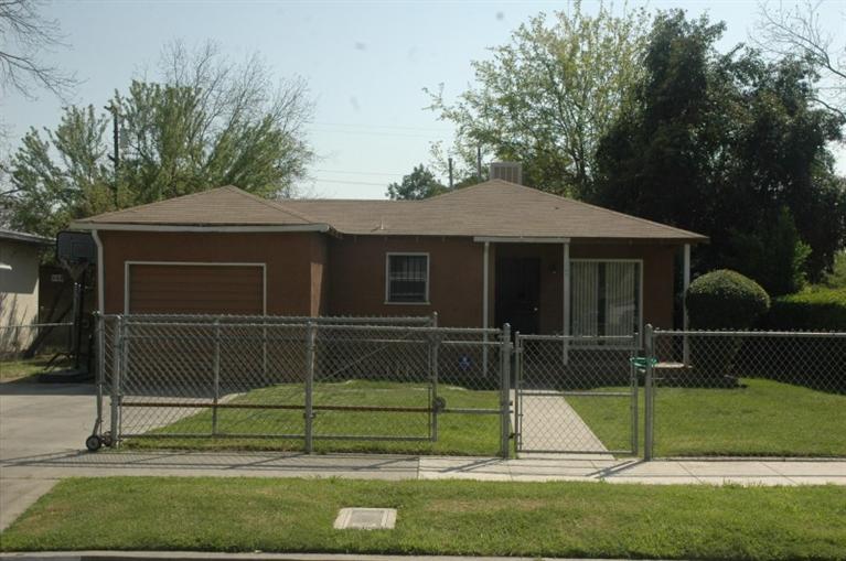 1144 E Byrd Ave, Fresno, CA 93706 photo 1