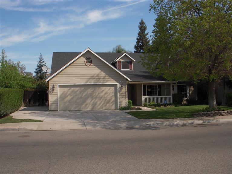 817 Palo Alto Ave, Clovis, CA 93612 photo 1