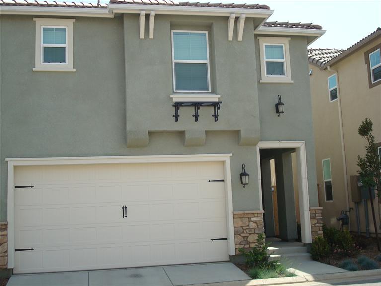 1584 N Mosaic Way, Clovis, CA 93619 photo 1