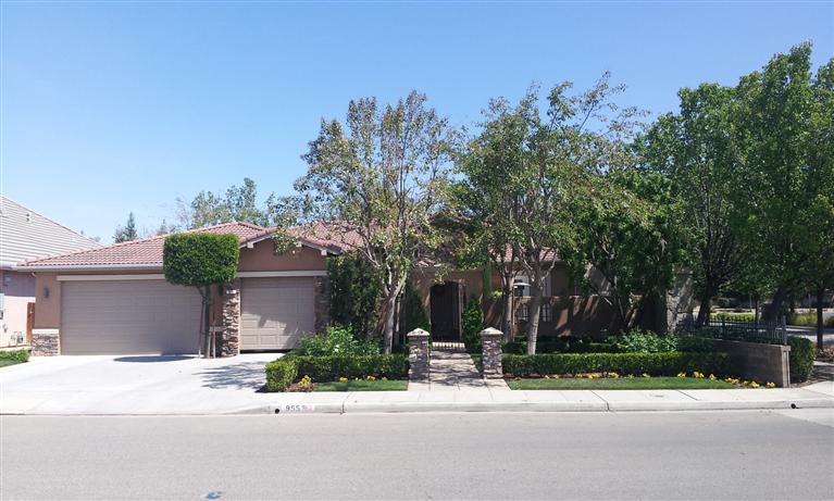 955 N Fairfax Ave, Clovis, CA 93611 photo 1
