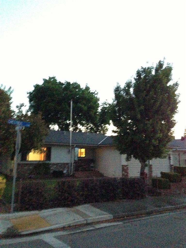 2240 Chestnut St, Selma, CA 93662 photo 1