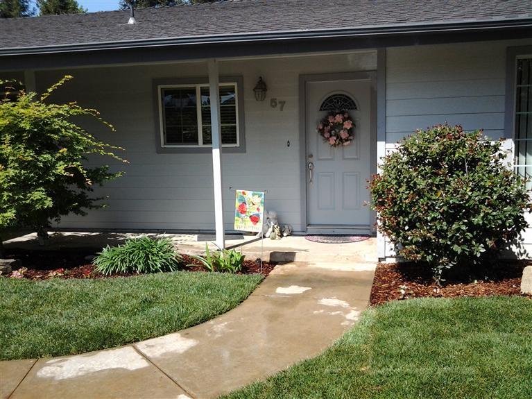 57 Lyon Ave, Sanger, CA 93657 photo 1