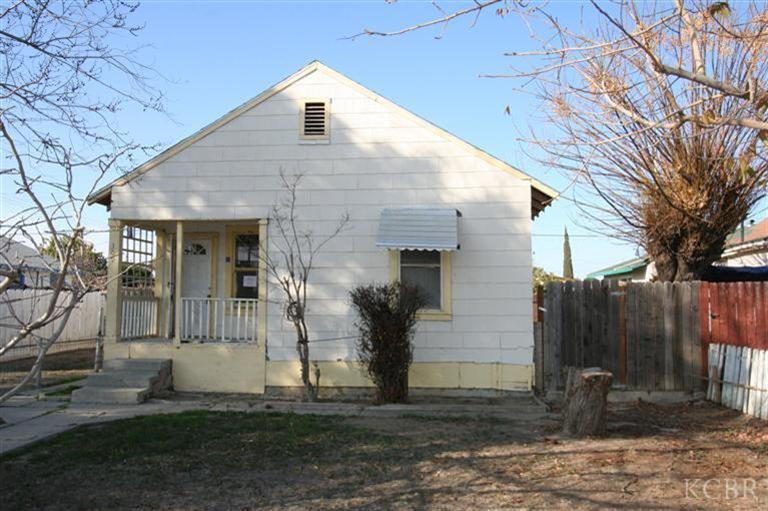 309 E Merced St, Avenal, CA 93204 photo 1