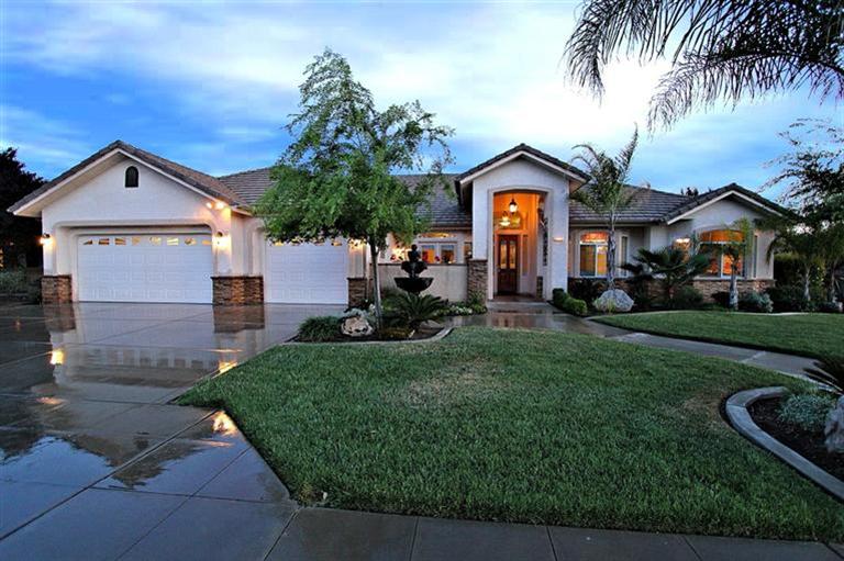 2710 Norwich Ave, Clovis, CA 93611 photo 1