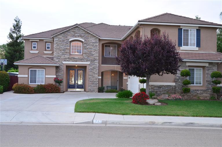 1740 N Filbert Ave, Clovis, CA 93619 photo 1