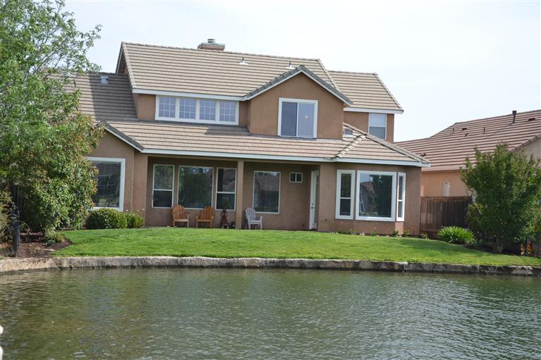 10837 E Clearwater Way, Clovis, CA 93619 photo 1