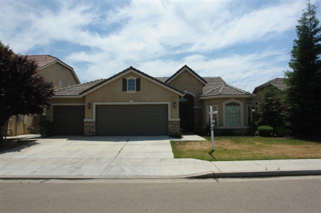 6835 E Cornell Ave, Fresno, CA 93727 photo 1