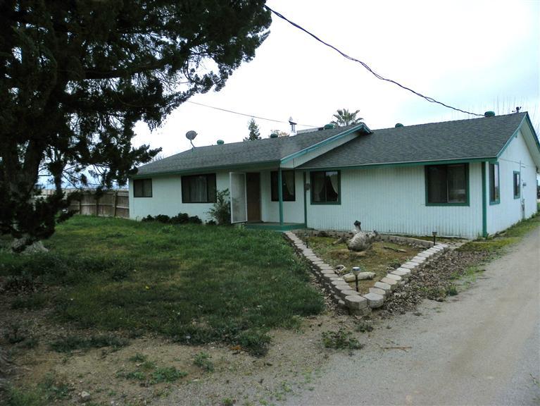 23757 E American Ave, Reedley, CA 93654 photo 1