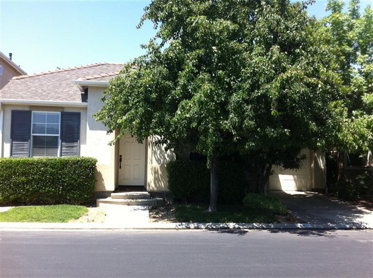 1640 N Avignon Ln, Clovis, CA 93619 photo 1