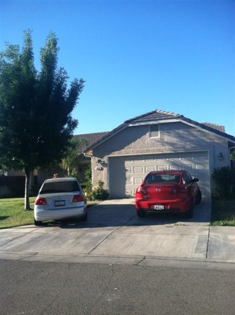 690 Quady Ln, Madera, CA 93637 photo 1