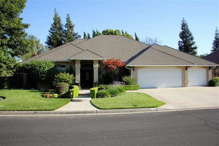 534 W Cromwell Ave, Clovis, CA 93611 photo 1