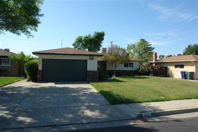 502 W Keats Ave, Clovis, CA 93612 photo 1