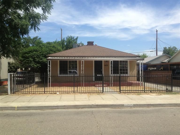 1420 Mill St, Selma, CA 93662 photo 1