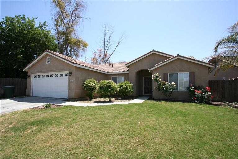 1235 Chimney Way, Lemoore, CA 93245 photo 1