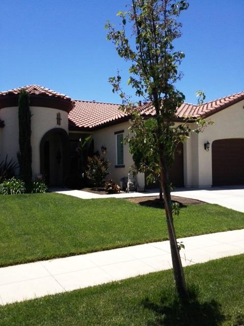 3258 E Sussex Ave, Clovis, CA 93619 photo 1