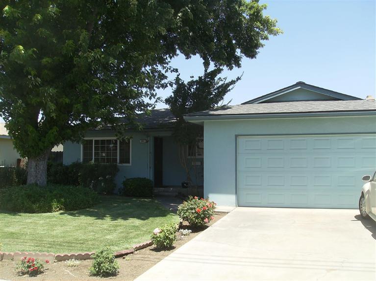 2841 Winery Ave, Clovis, CA 93612 photo 1