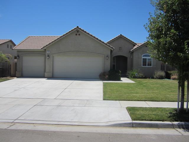 15825 W San Joaquin Avenue Ave, Kerman, CA 93630 photo 1