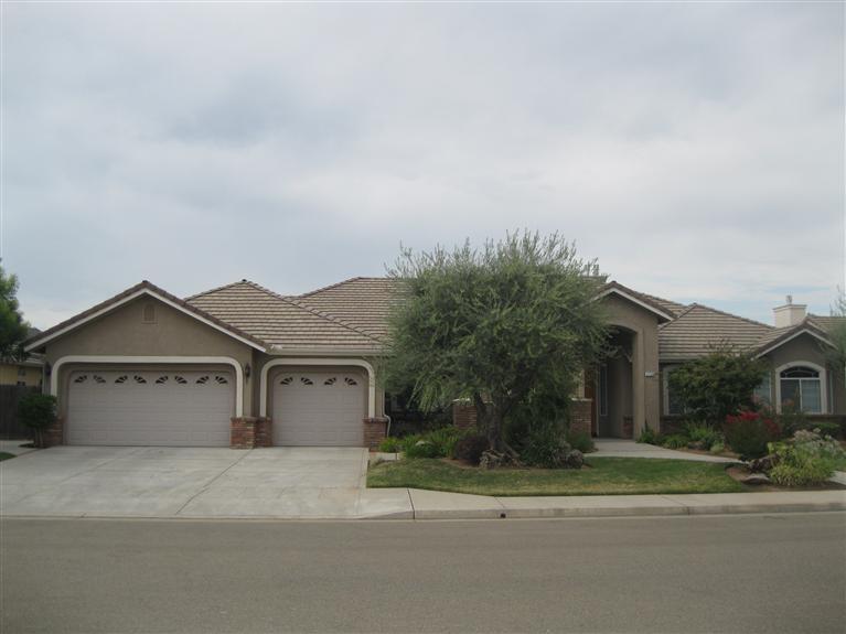 2750 Norwich Ave, Clovis, CA 93611 photo 1