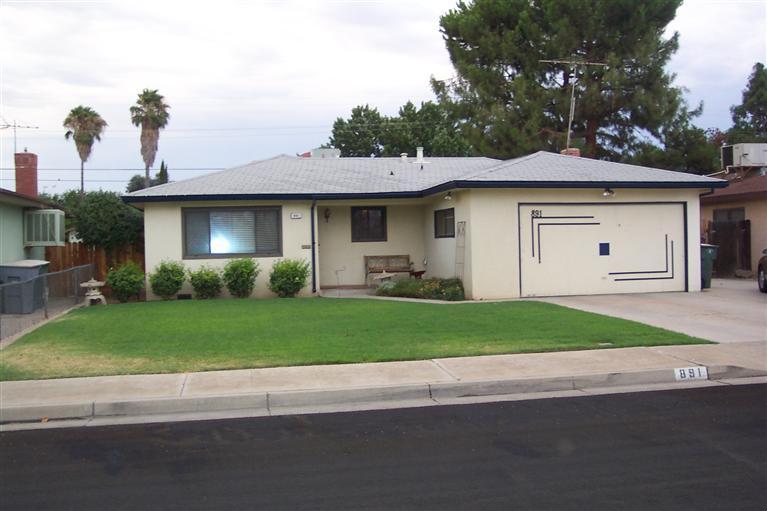 891 W Alamos Ave, Clovis, CA 93612 photo 1