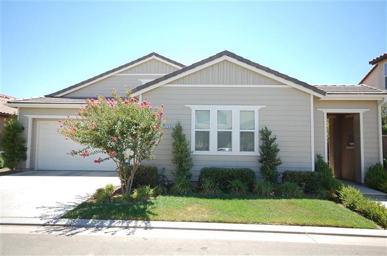 3520 Bloomfield Ln, Clovis, CA 93619 photo 1