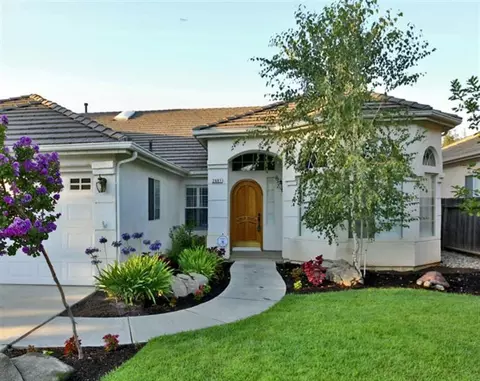 2681 Eclipse Ave, Fresno, CA 93720 photo 1