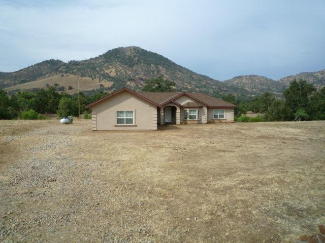 7303 Live Oak Dr, Sanger, CA 93657 photo 1