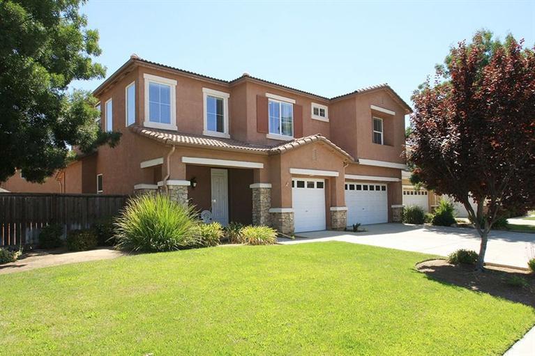 810 Lily Ave, Sanger, CA 93657 photo 1