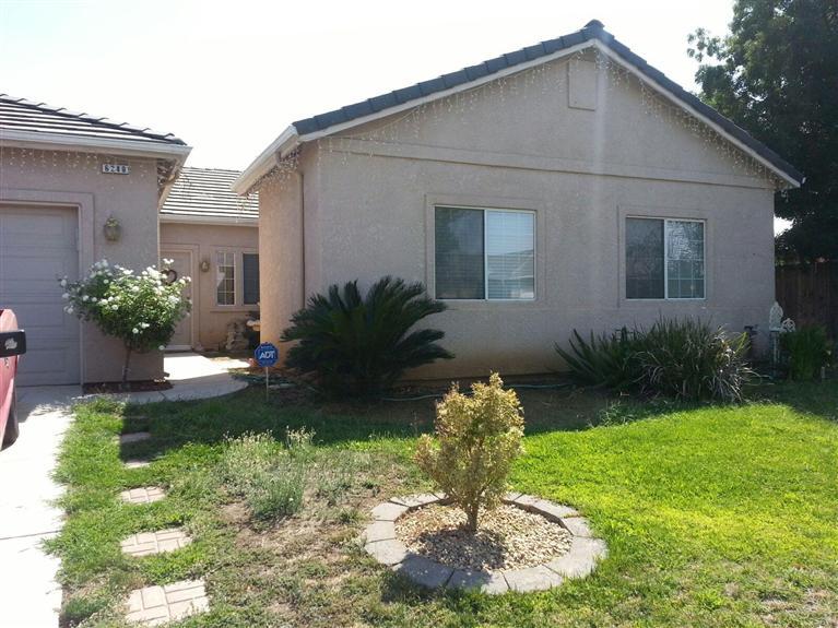 6289 E Kerckhoff Ave, Fresno, CA 93727 photo 1