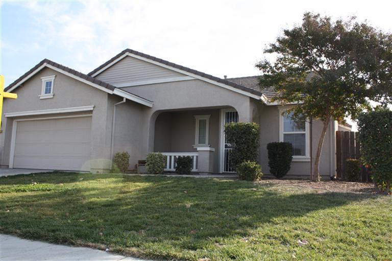 2033 Tangerine Ave, Madera, CA 93637 photo 1