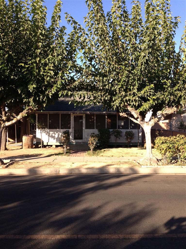 829 Rawson Ave, Sanger, CA 93657 photo 1