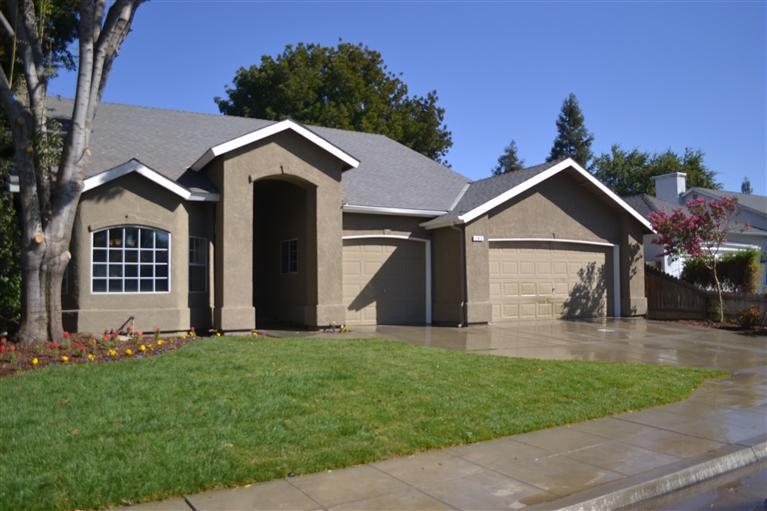 263 W Kelly Ave, Clovis, CA 93611 photo 1
