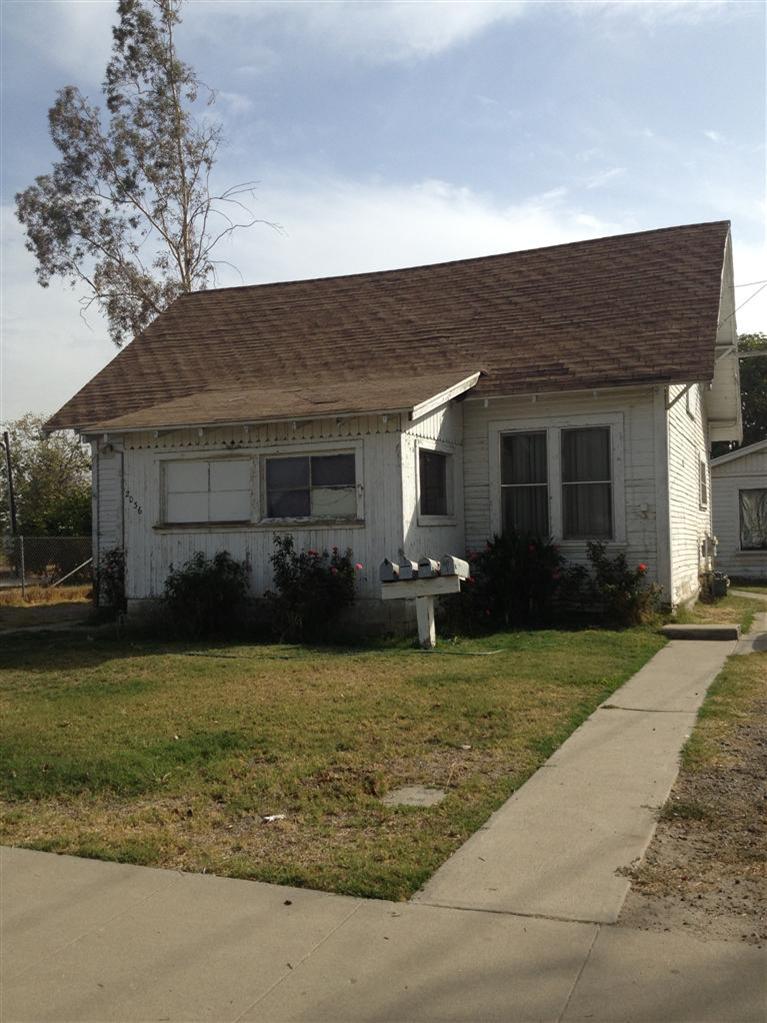 2036 Mccall Ave, Selma, CA 93662 photo 1