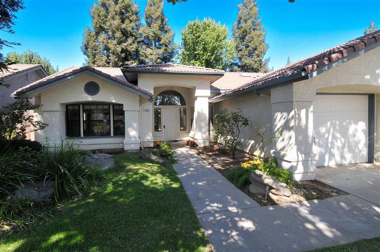 1981 Escalon Ave, Clovis, CA 93611 photo 1