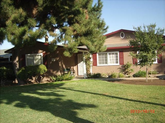 51 Malio Dr, Clovis, CA 93612