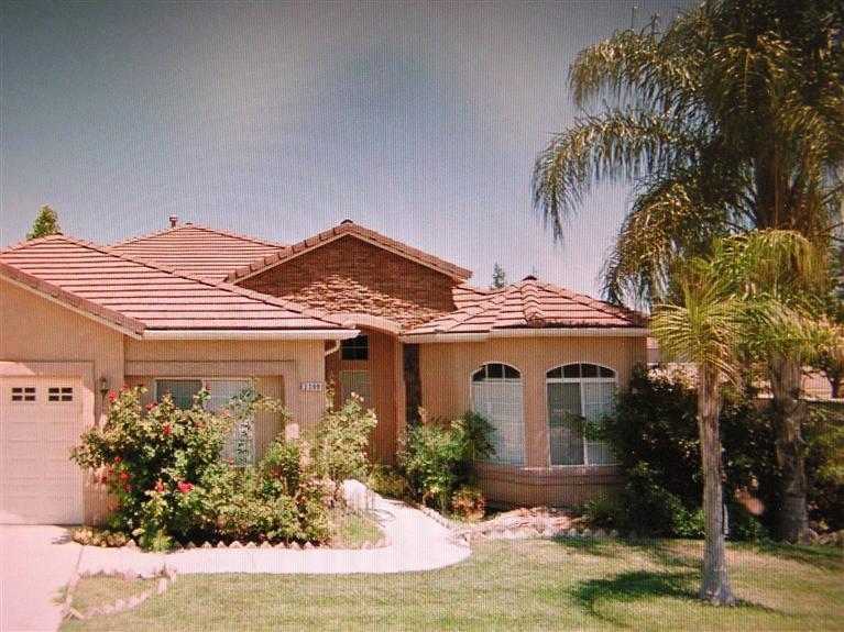 2399 Prescott Ave, Clovis, CA 93619 photo 1
