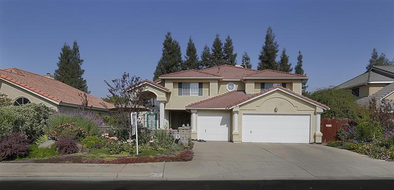 1163 Spruce Ave, Clovis, CA 93611 photo 1