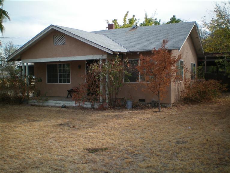 617 E Manning Ave, Reedley, CA 93654 photo 1