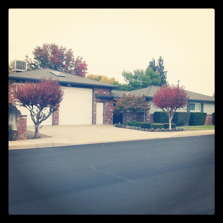 2344 Fine Ave, Clovis, CA 93612 photo 1