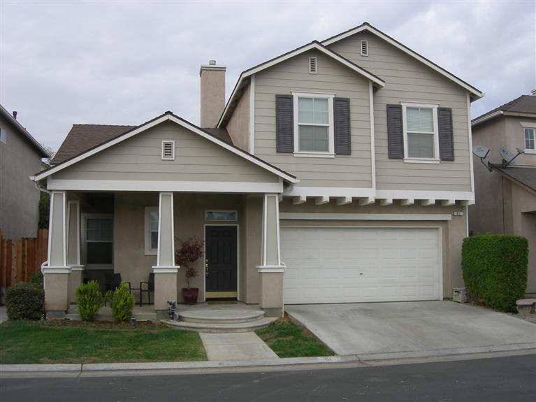 61 W Barcelona Ln, Clovis, CA 93619 photo 1