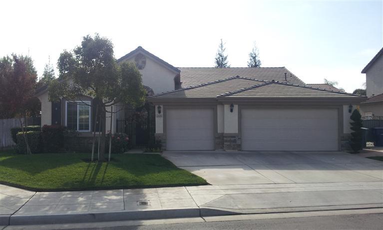 2886 Robinwood Ave, Clovis, CA 93611 photo 1