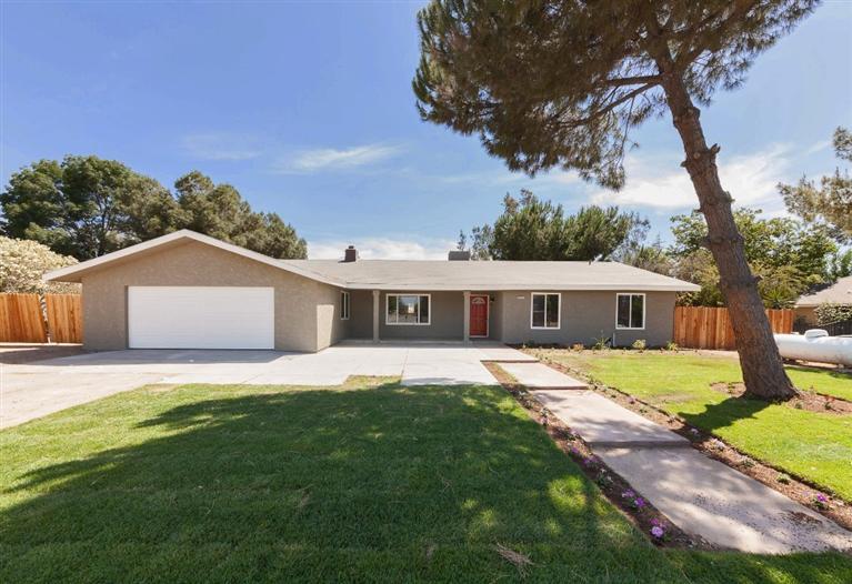 25734 Roxbury Dr, Madera, CA 93638 photo 1