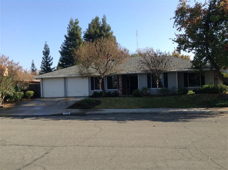 1759 Ash Ave, Clovis, CA 93611 photo 1