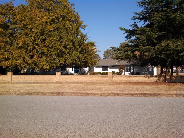 13062 Wiregrass Ln, Clovis, CA 93619 photo 1