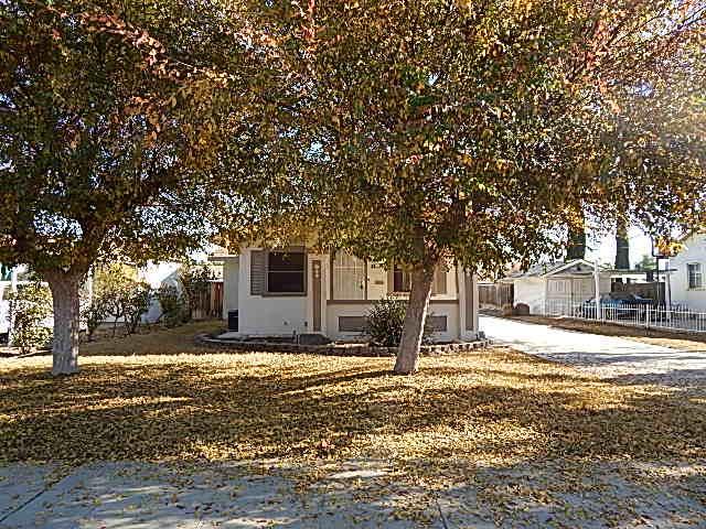 2848 B St, Selma, CA 93662 photo 1