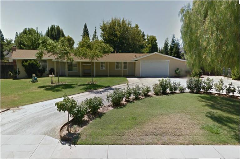 230 N Mckelvy Ave, Clovis, CA 93611 photo 1